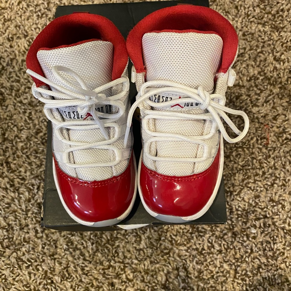 Air Jordan 11 Retro TD Cherry